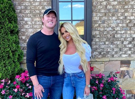 how much is kim zolciak worth.